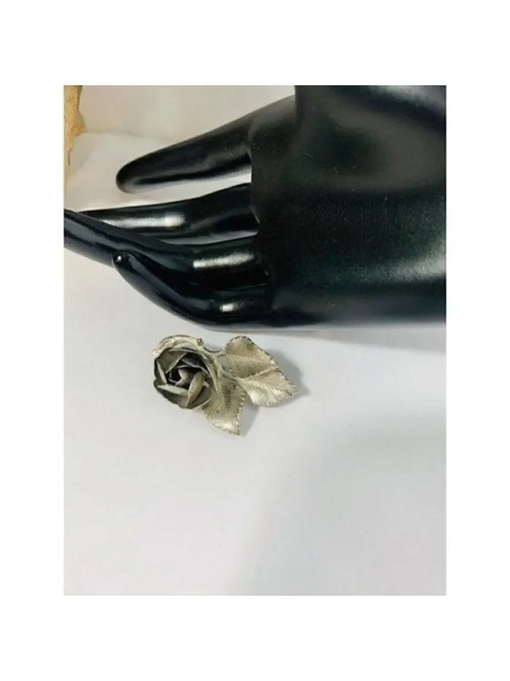 Vintage GIOVANNI Flower Rose Brooch